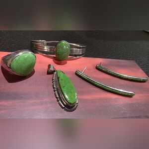 Southwestern Gaspeite Jewelry
